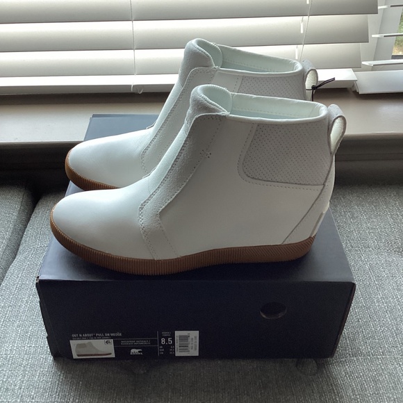 SOREL Out N About Wedge Bootie (Women) 8.5M - Picture 8 of 9